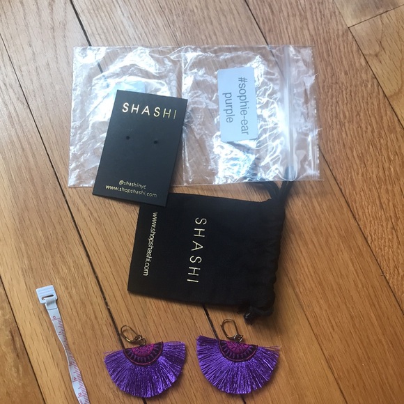 Shashi Sophie Fan Earrings in purple - Picture 5 of 8